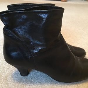 Nine West Women’s Ankle High Black Leather Boots